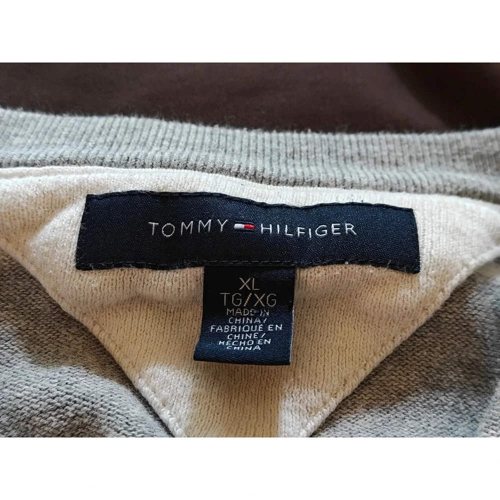 Tommy Hilfiger Mens XL‎ Grey White Striped V-Neck 100% Cotton Knit Sweater Logo